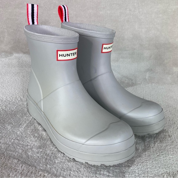 Hunter Boots Womens Size 8 Gray Play Short Rain Ankle Rubber Waterproof NEW - Picture 1 of 10